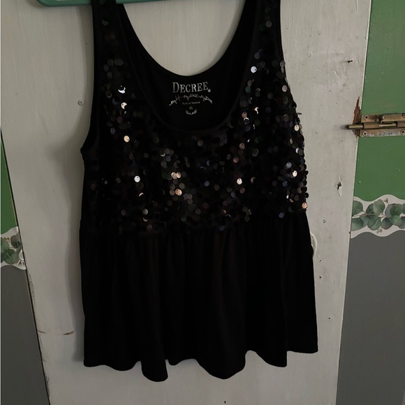 Dressy tank top - Picture 2 of 3
